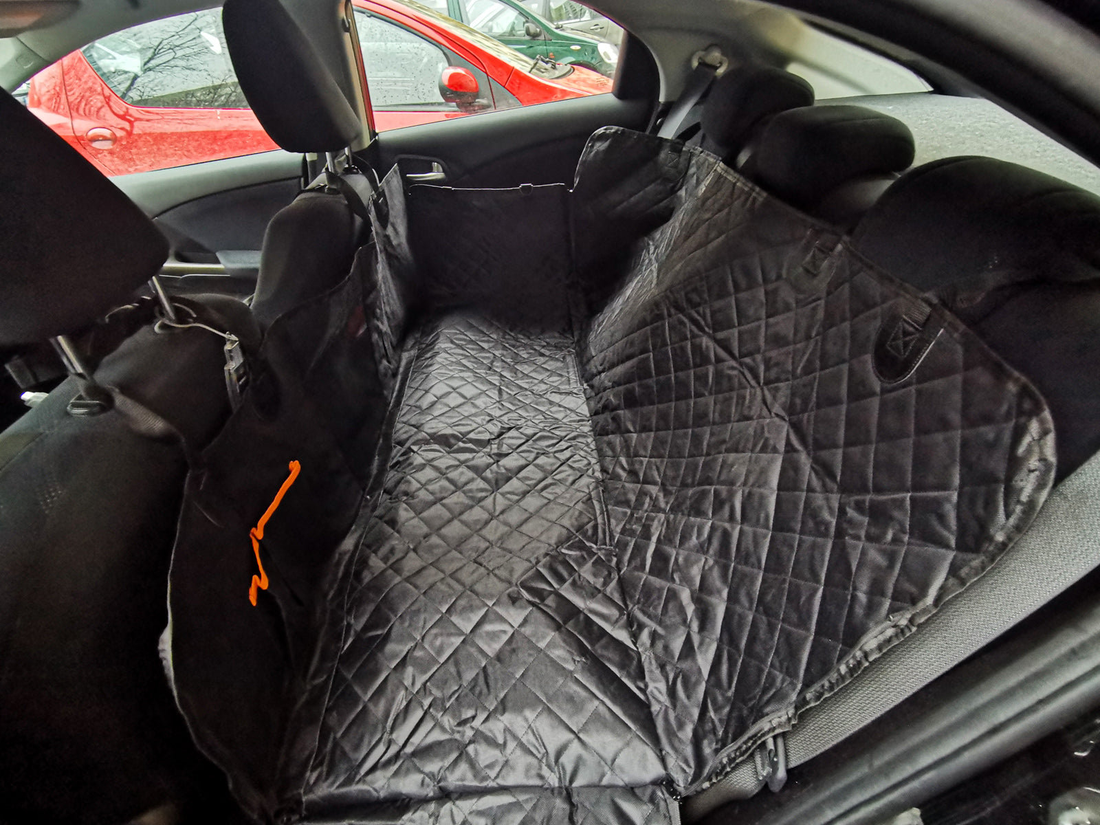 Mata dla psa do samochodu na siedzenie wodoodporna czarna