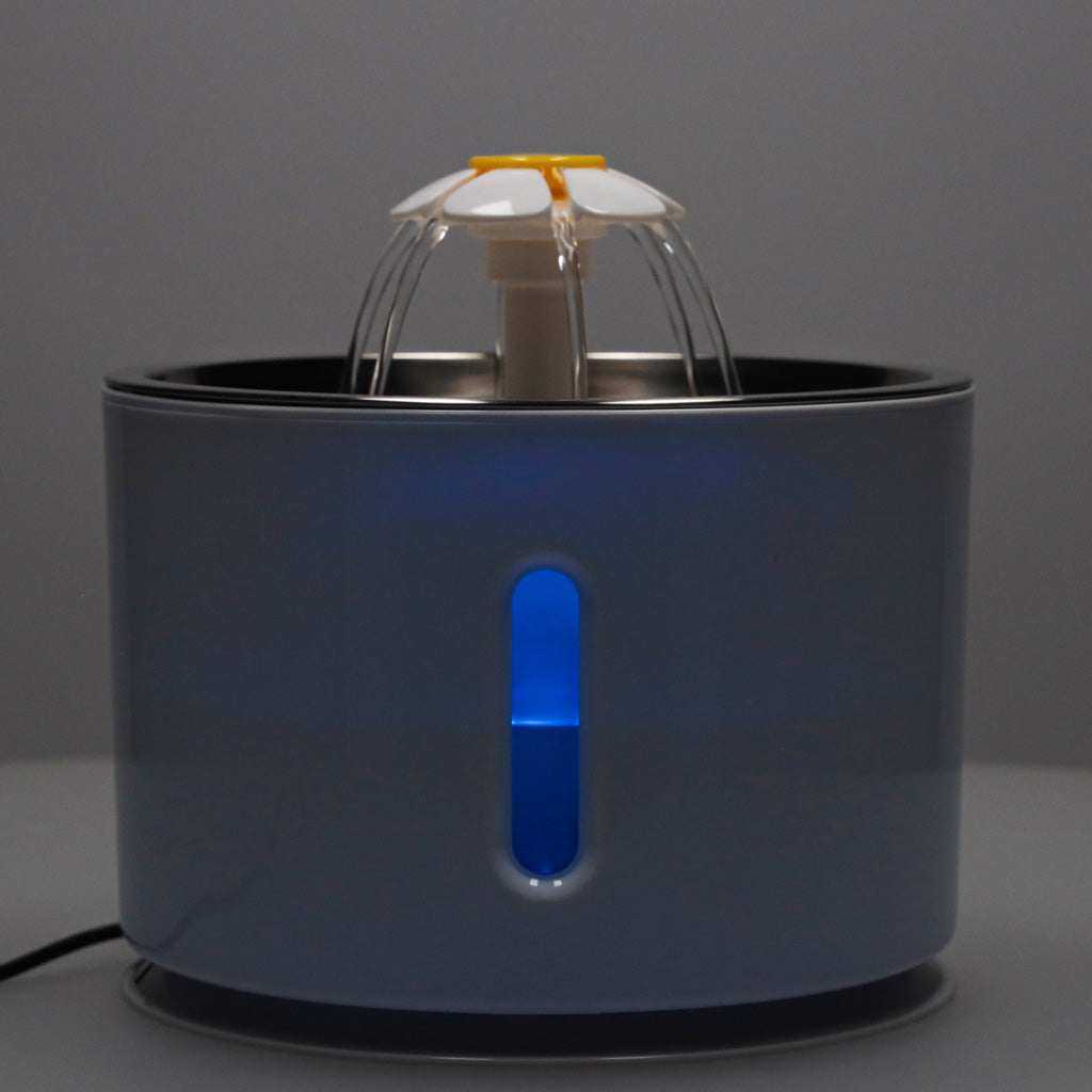 Fontánka na vodu pre psy, mačky a domáce zvieratá, automatická napájačka, LED, USB, 2,4 l, čistiaci filter