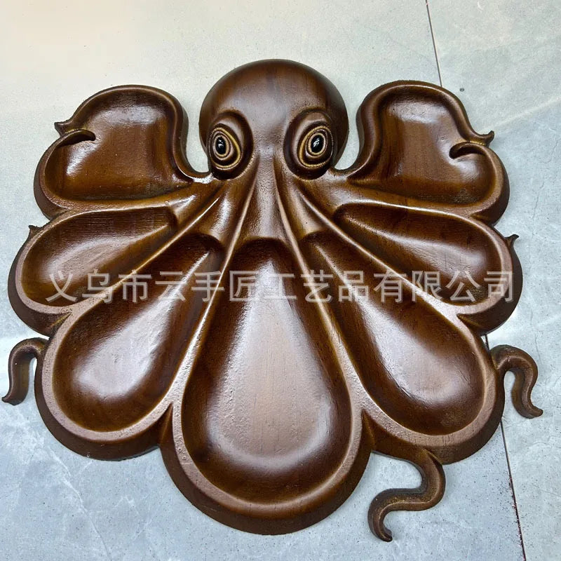 Nowy talerz wędlin z ośmiornicą Talerz delikatesowy z ośmiornicą .