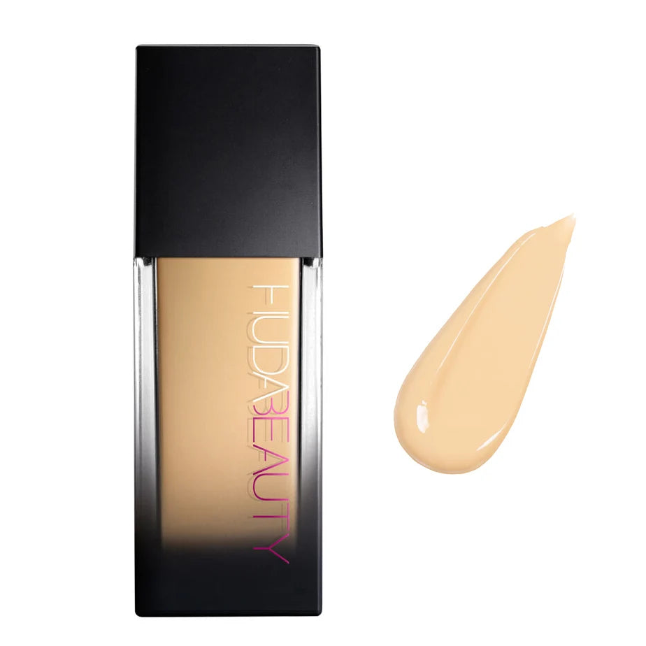 Nowy podkład w płynie Huda Beauty Flawless Liquid Foundation.