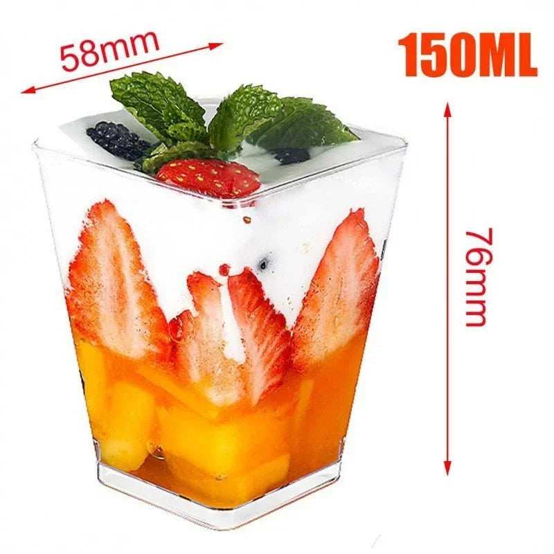 Jednorazowe  kubeczki do musów  do puddingów,do deserów