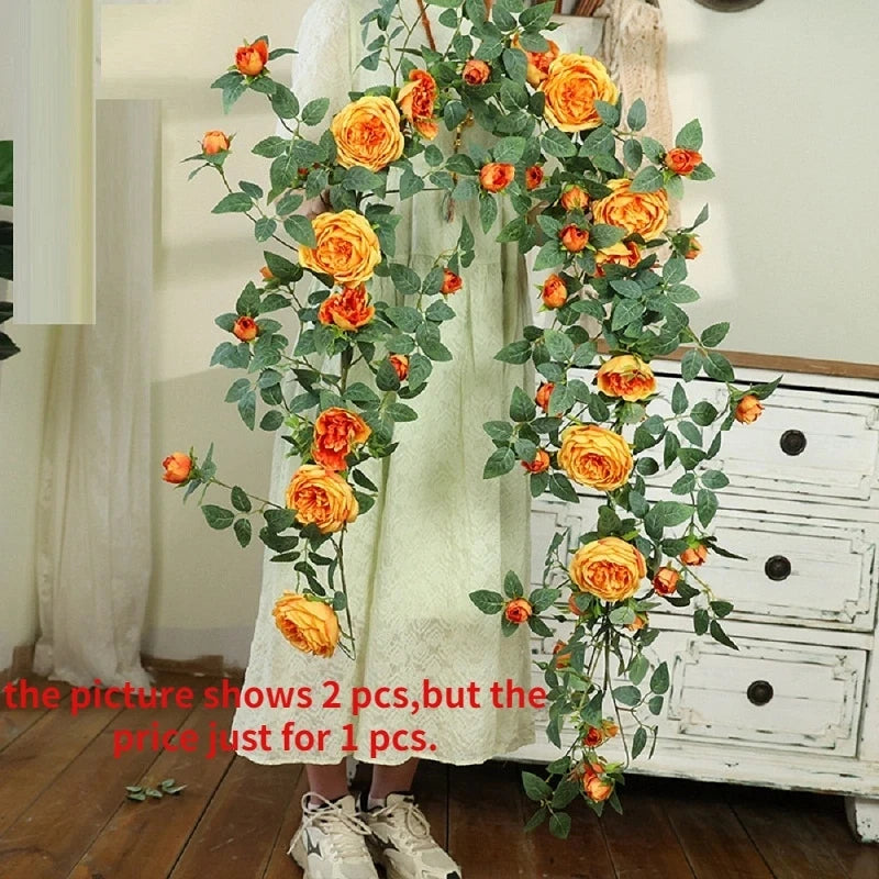 Sztuczne róże winorośli Kwiaty jedwabne Rattanowa dekoracja do kawiarni.