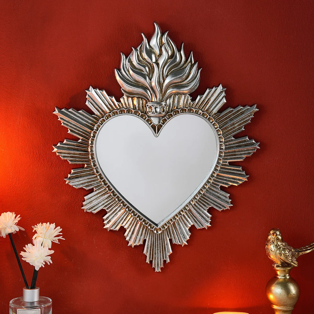 Prosty wiszący wisiorek dekoracyjny w kształcie płomienia świętego serca, ręcznie wykonane lustro wiszące.