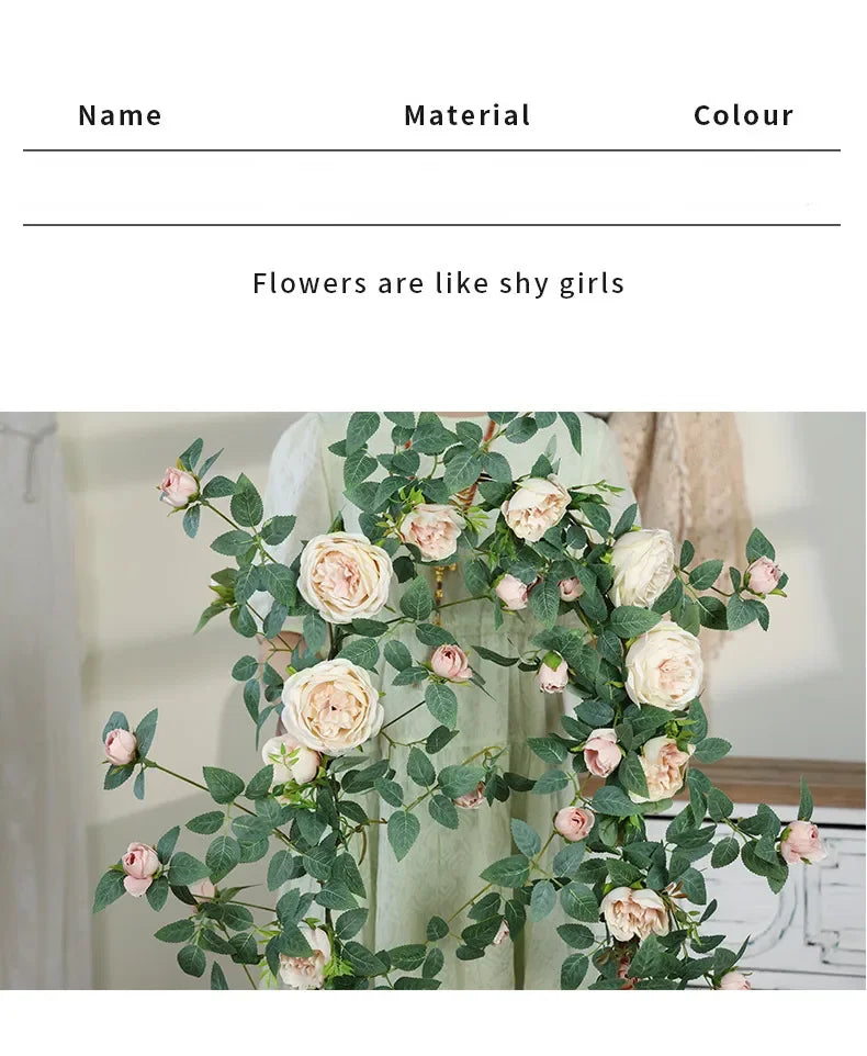 Sztuczne róże winorośli Kwiaty jedwabne Rattanowa dekoracja do kawiarni.