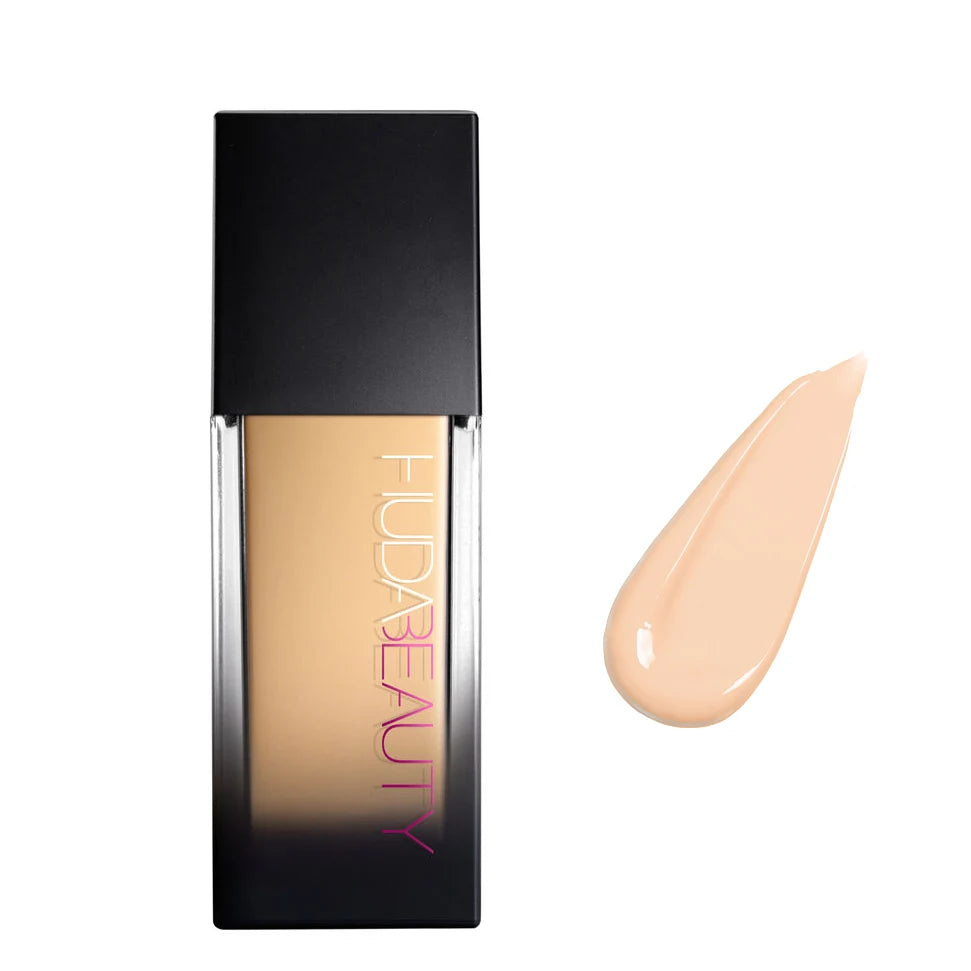 Nowy podkład w płynie Huda Beauty Flawless Liquid Foundation.