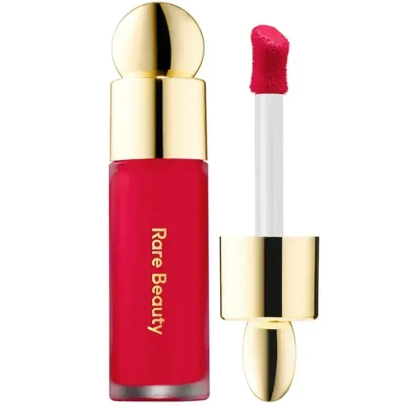Rare Beauty Soft Pinch Liquid Blush , makijaż z efektem rozświetlenia