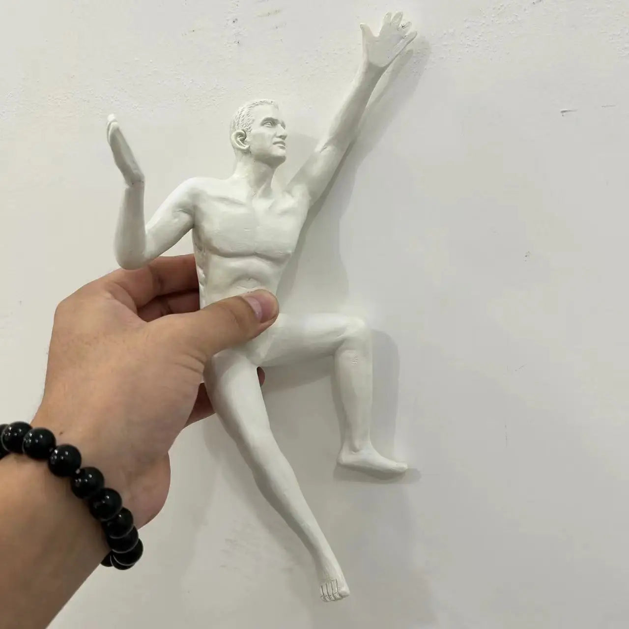 Nowoczesna kreatywna dekoracja narożna Figurka „Zaskoczony” Rzeźba narożna Wspinacz.