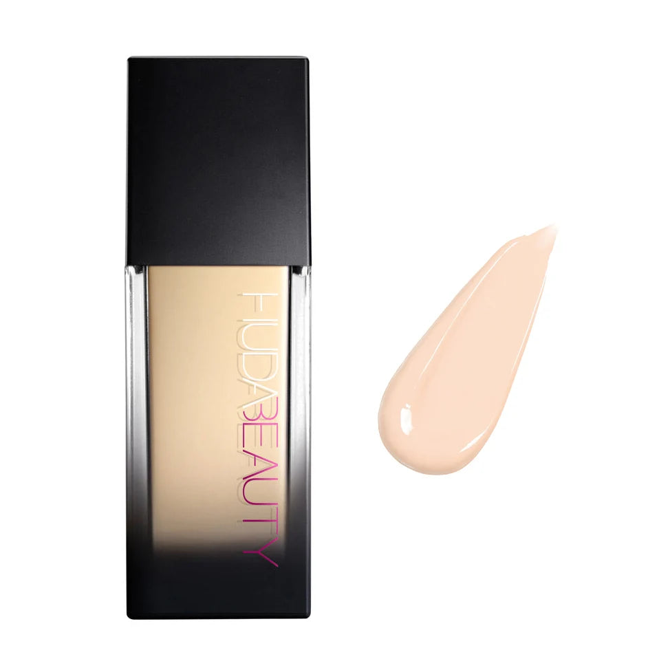 Nowy podkład w płynie Huda Beauty Flawless Liquid Foundation.